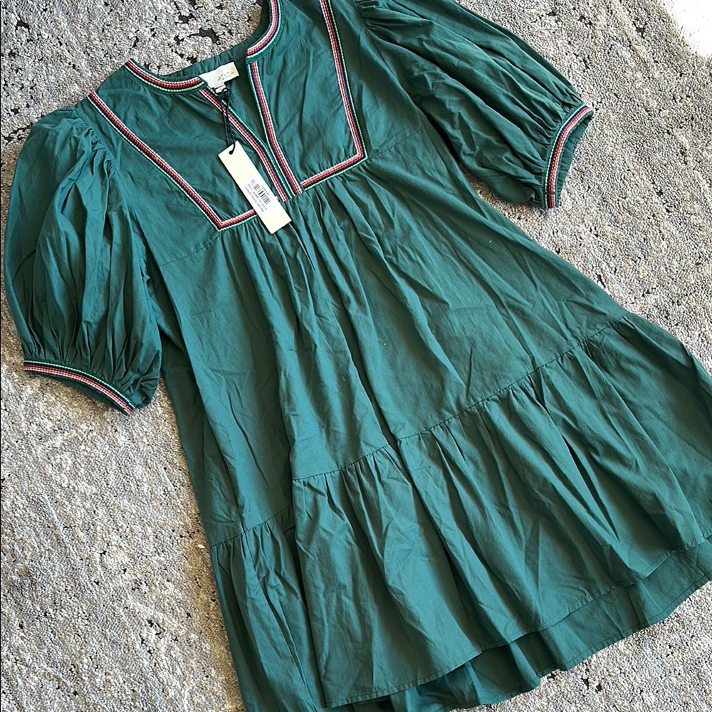 Elegant Green Puff Sleeve Dress